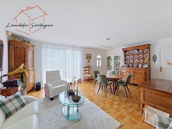 Pavillon 5 chambres 245 000 € H.A.I.*
