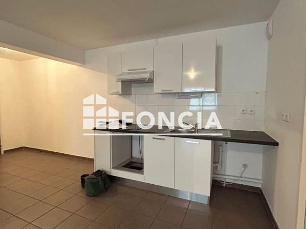 Location Appartement 2 pièces 46.8 m² - 3 & 5 RUE DU DOCTEUR JANVIER Coueron 44220