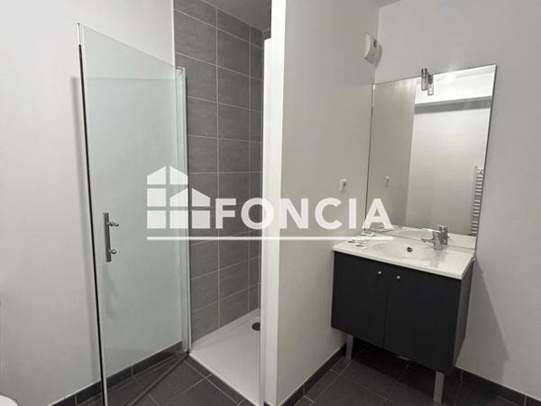 Location Appartement 2 pièces 46.8 m² - 3 & 5 RUE DU DOCTEUR JANVIER Coueron 44220