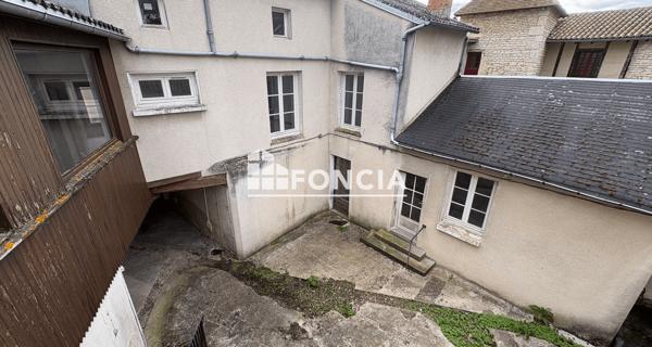 À vendre Maison 5 pièces 123 m² - Mirebeau 86110