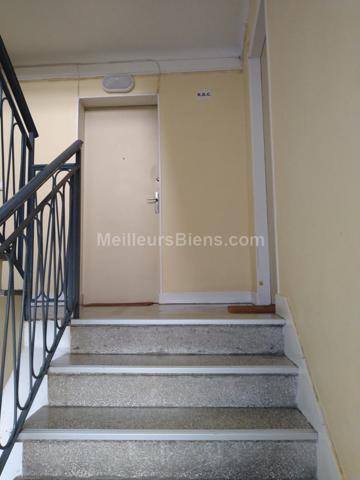 GARCHES - QUARTIER PETIT GARCHES - APPARTEMENT 2 PIECES - 35 M2 - DERNIER ETAGE