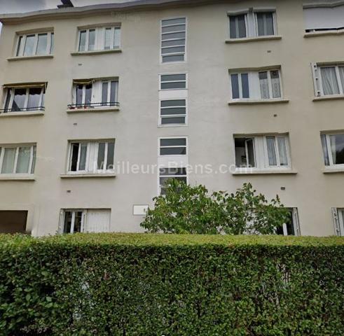 GARCHES - QUARTIER PETIT GARCHES - APPARTEMENT 2 PIECES - 35 M2 - DERNIER ETAGE