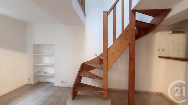 à vendre  77 m2 NEMOURS - 77