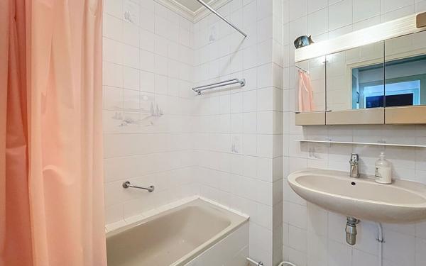 Maison à vendre    9 pièces • 223,17 m2 Valleiry