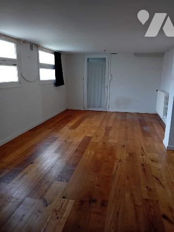 Charmante villa sur BOEN SUR LIGNON construite sur  terrain de 2833m².