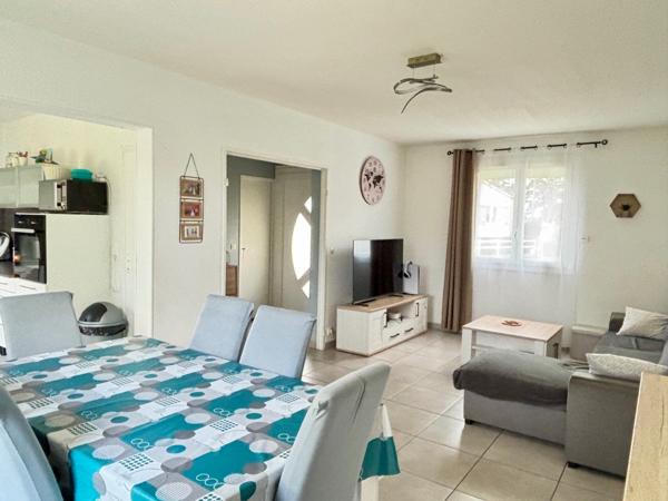 Maison dans une impasse au calme avec garage et jardin