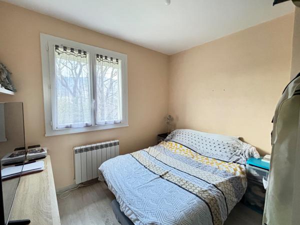 Maison dans une impasse au calme avec garage et jardin