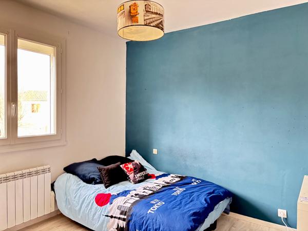 Maison dans une impasse au calme avec garage et jardin