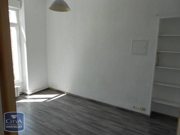 Appartement à louer 2 pièces 42.04m² Nîmes (30000)