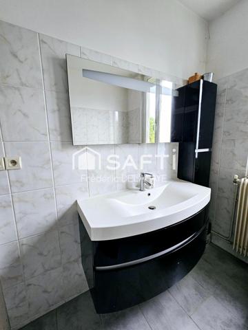 Ensemble immobilier - local et Garage.