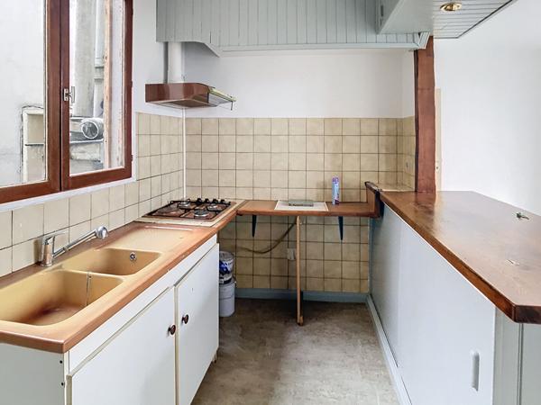 Location appartement près de CHALONS EN CHAMPAGNE - 1 pièce(s) - 28 m² - 420 €/mois