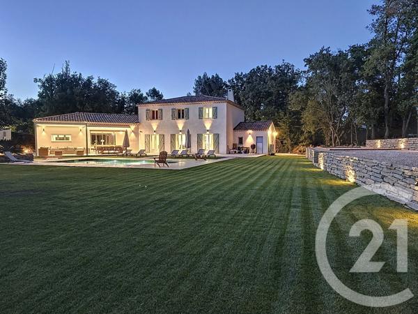 Maison à vendre  7 pièces - 255 m2 NANS LES PINS - 83