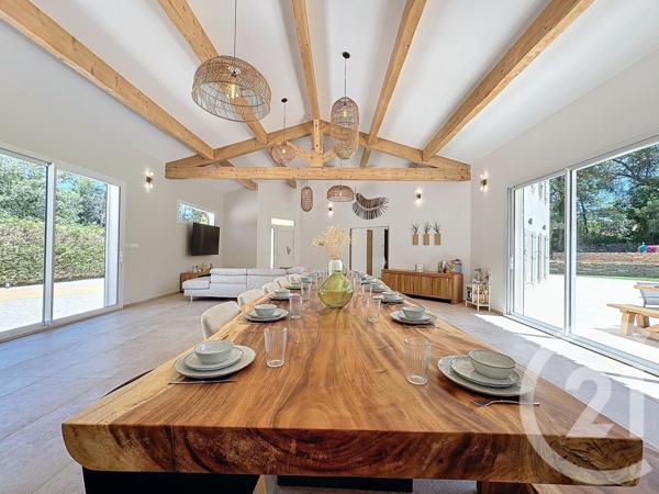 Maison à vendre  7 pièces - 255 m2 NANS LES PINS - 83