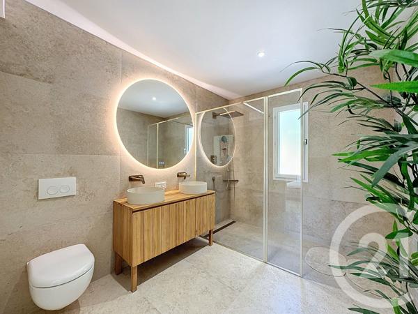 Maison à vendre  7 pièces - 255 m2 NANS LES PINS - 83