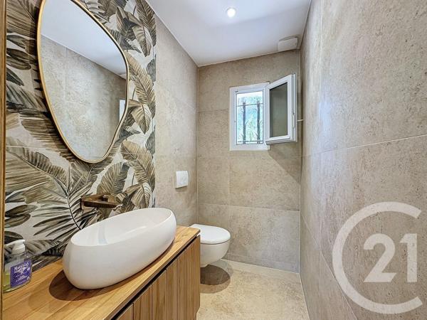 Maison à vendre  7 pièces - 255 m2 NANS LES PINS - 83