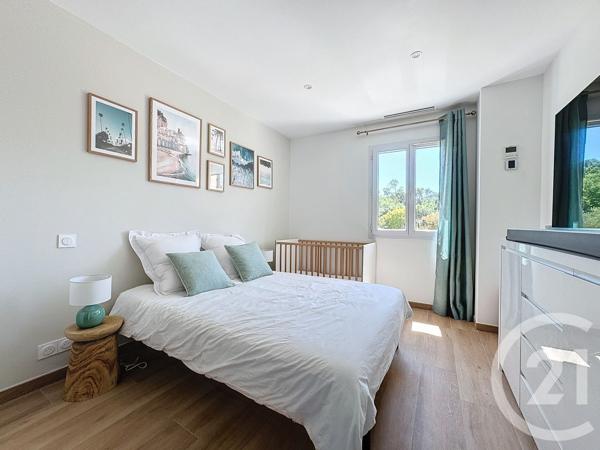 Maison à vendre  7 pièces - 255 m2 NANS LES PINS - 83