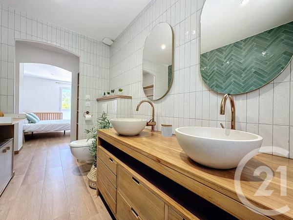 Maison à vendre  7 pièces - 255 m2 NANS LES PINS - 83