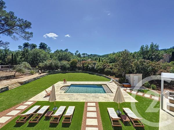 Maison à vendre  7 pièces - 255 m2 NANS LES PINS - 83