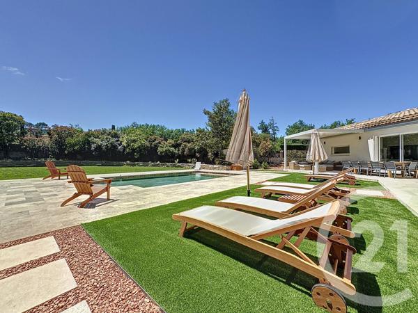 Maison à vendre  7 pièces - 255 m2 NANS LES PINS - 83