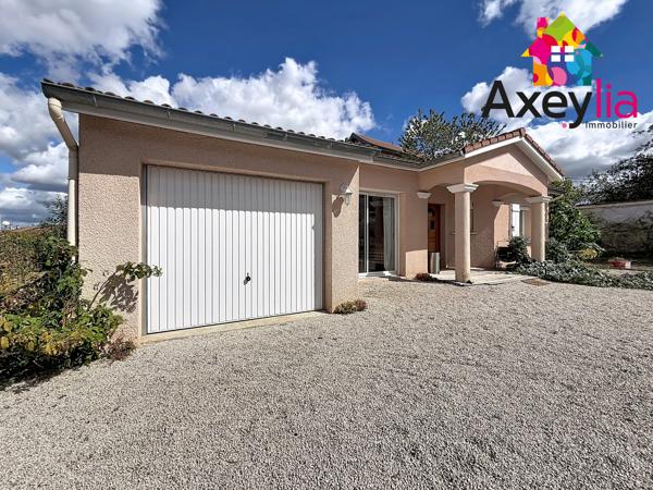 A VENDRE - CHAZELLE SUR LYON - MAISON DE PLAIN-PIED AVEC GARAGE ET TERRAIN