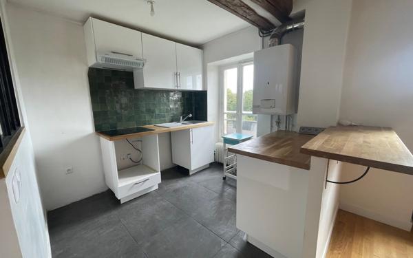 Appartement à louer    4 pièces • 66,30 m2 Étampes