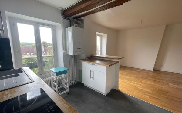 Appartement à louer    4 pièces • 66,30 m2 Étampes