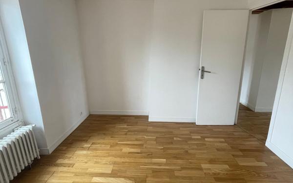Appartement à louer    4 pièces • 66,30 m2 Étampes