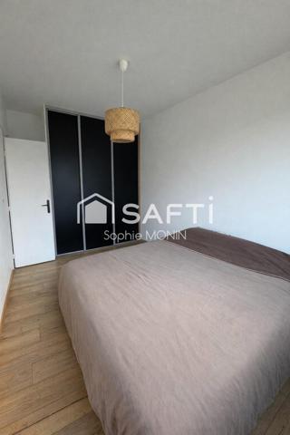 Appartement 52m2 , 1 chambre, 1 bureau, ascenseur, places gratuites