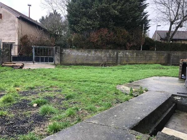 Maison à louer 4 pièces 120m² Cerville (54420)