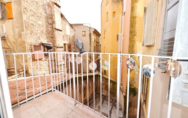 Appartement à louer    3 pièces • 73,85 m2 Grasse