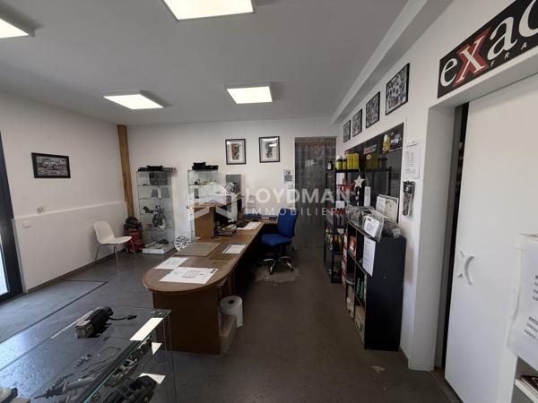 Montarnaud (34570) Locaux professionnels de 580m² à Montarnaud, proche A75.