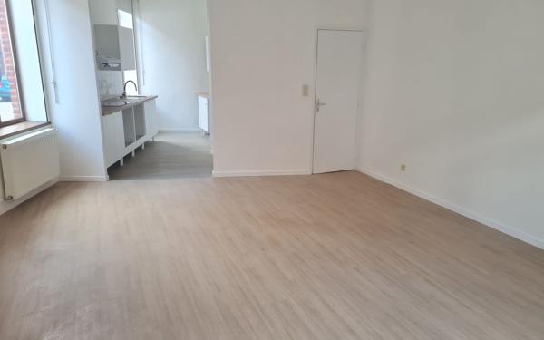 Maison à louer    5 pièces • 134 m2 Roubaix