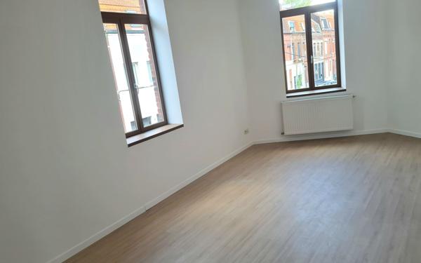 Maison à louer    5 pièces • 134 m2 Roubaix