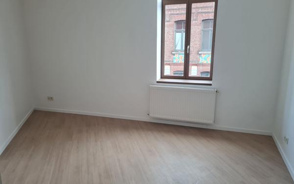 Maison à louer    5 pièces • 134 m2 Roubaix