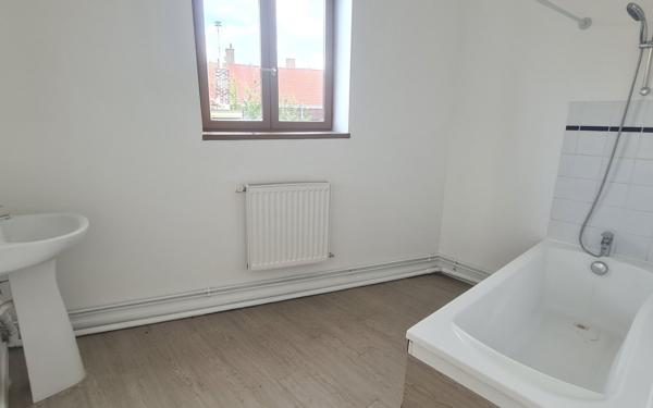 Maison à louer    5 pièces • 134 m2 Roubaix