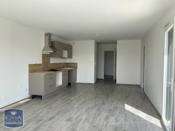 Appartement à louer 4 pièces 77.54m²