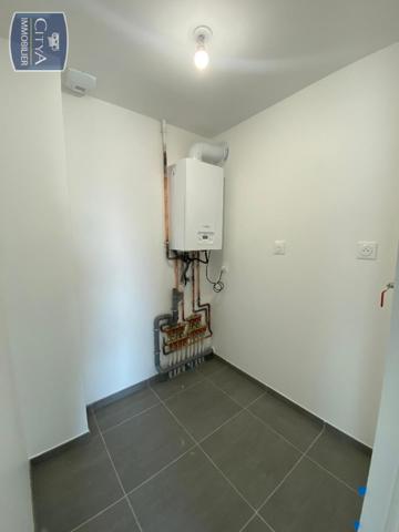 Appartement à louer 4 pièces 77.54m²