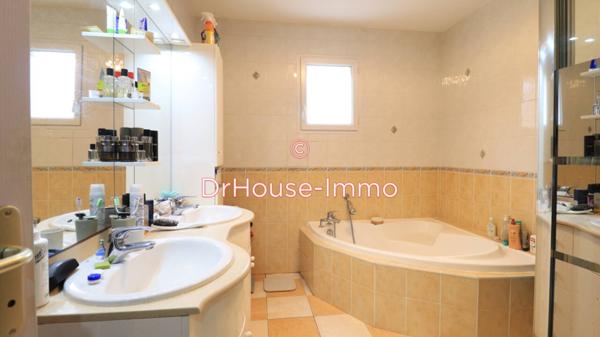 Maison à vendre 7 pièces de 143 m²