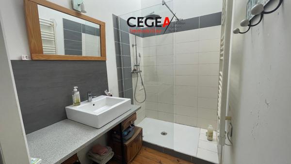 Maison 235 m2 (6 chambres) + Annexe 90 m2 - Propriété ...