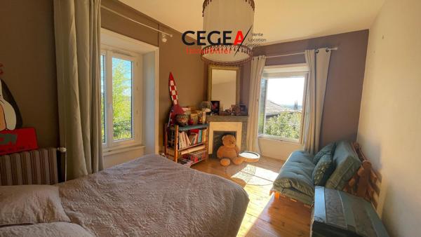 Maison 235 m2 (6 chambres) + Annexe 90 m2 - Propriété ...