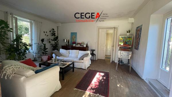 Maison 235 m2 (6 chambres) + Annexe 90 m2 - Propriété ...