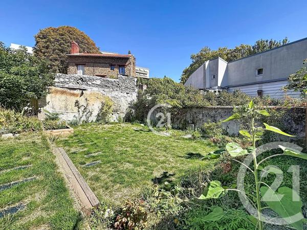 Maison à vendre  9 pièces - 180 m 2   MONTREUIL  - 93