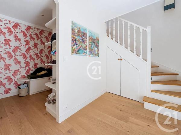 Maison à vendre  9 pièces - 180 m 2   MONTREUIL  - 93