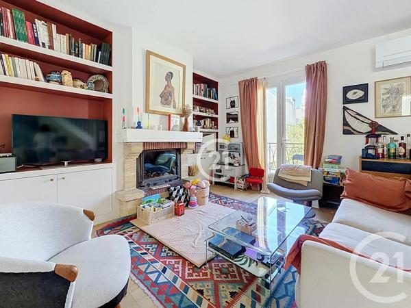 Maison à vendre  9 pièces - 180 m 2   MONTREUIL  - 93