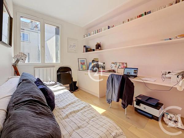 Maison à vendre  9 pièces - 180 m 2   MONTREUIL  - 93