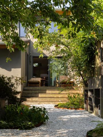 MONTREUIL BOISSIERE - MAISON D'ARCHITECTE UTI - 7P 4CH - 134m² - METRO L11