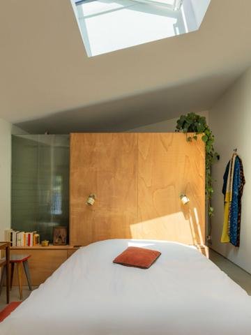 MONTREUIL BOISSIERE - MAISON D'ARCHITECTE UTI - 7P 4CH - 134m² - METRO L11