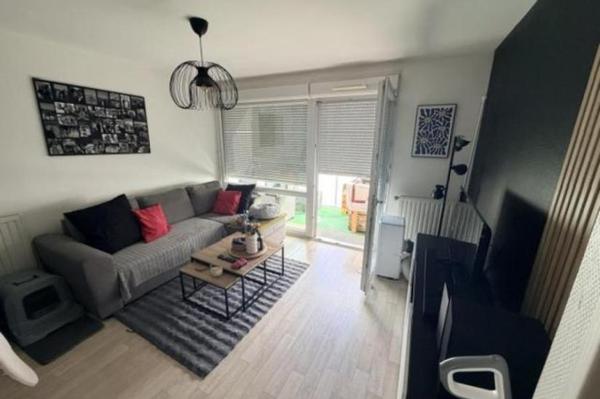 Location - Appartement 2 pièces 43 m 2 VANNES (56000)