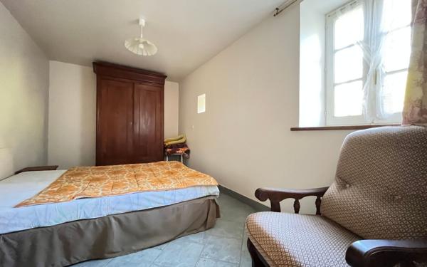 Maison à vendre    4 pièces •  Semallé