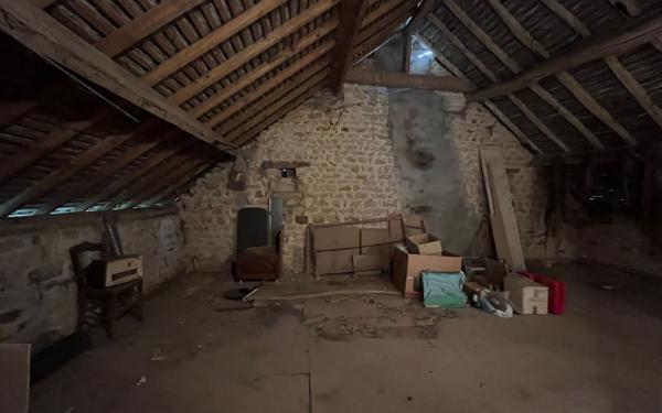 Maison à vendre    4 pièces •  Semallé